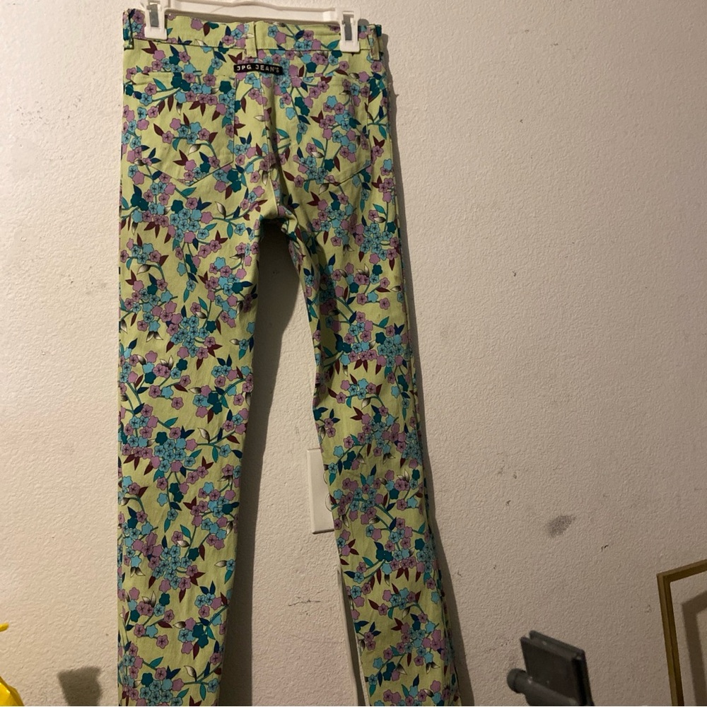 JPG Vintage Floral Print Straight Leg - Lime Background Size 2/4 Tall 28” W